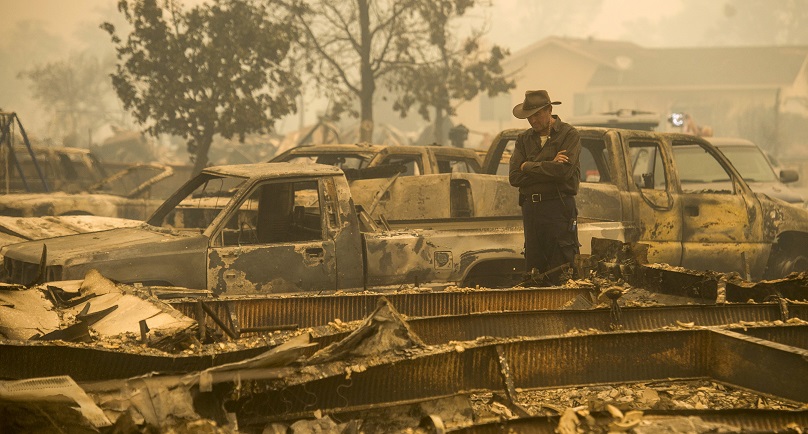 Thousands Flee California Wildfire As Homes Go Up In Flames – Emtv Online