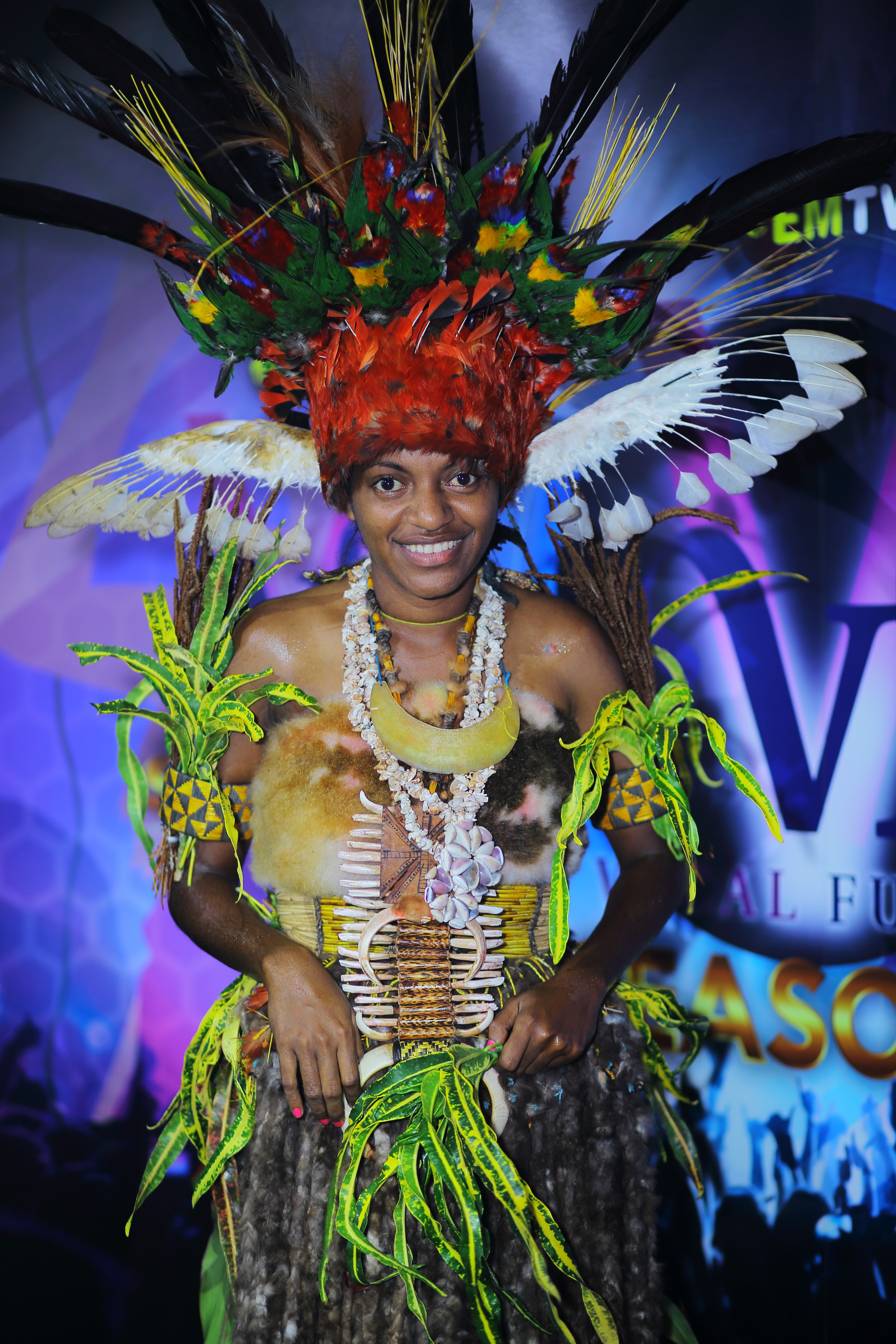 Jacklyn Joseph is from a mix parentage of Morobe and Simbu, and loves listening to RnB music. She attends Port Moresby National High and is in Year 12. The 20 year old's musical idol is her big brother 'Kronos'.