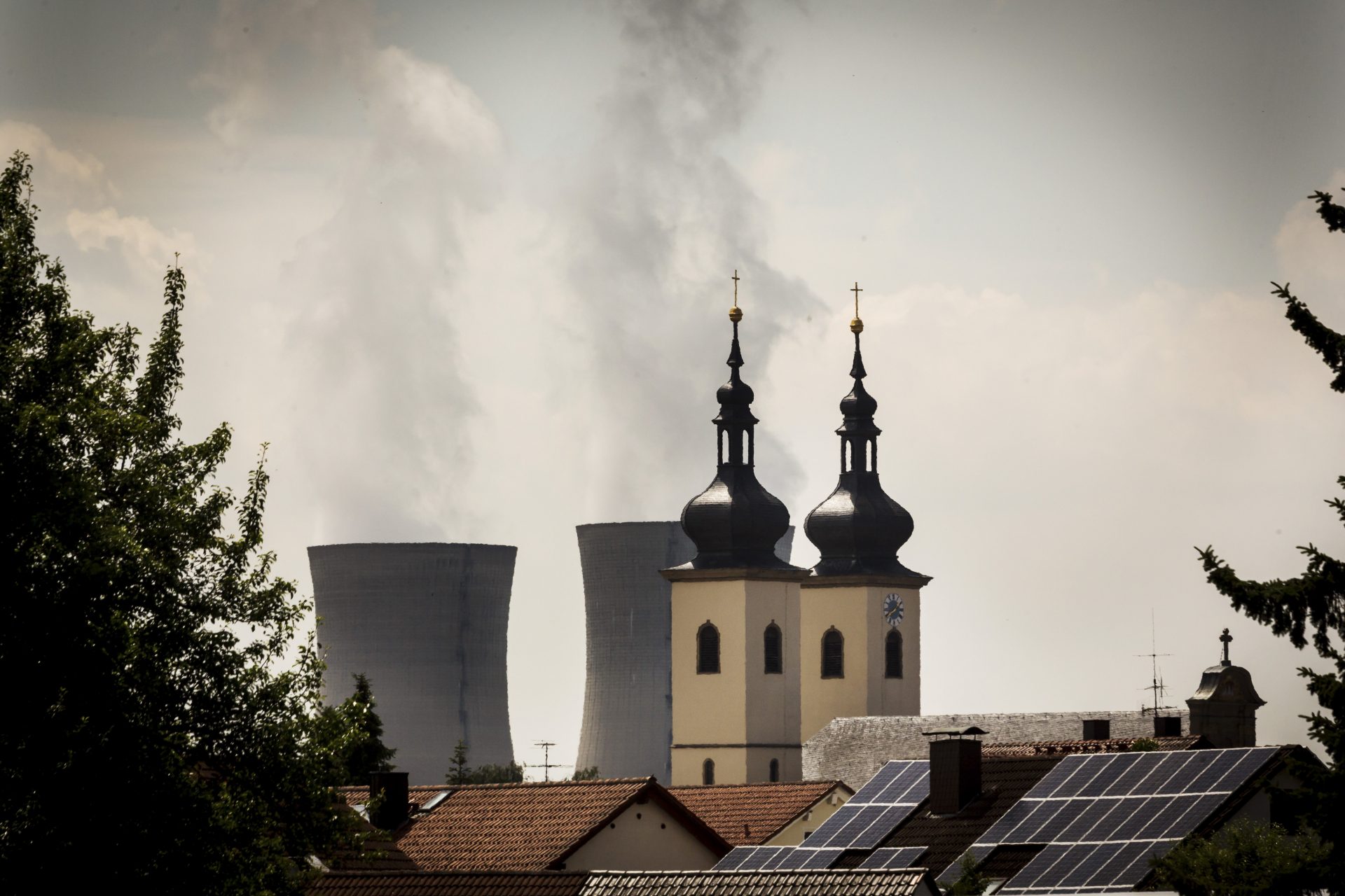 Europe Unveils Plan to Shift From Fossil Fuels, Setting Up Potential