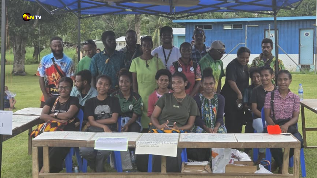 DWU STUDENTS SUPPORT YOUTH CLIMATE ACTION AWARENESS